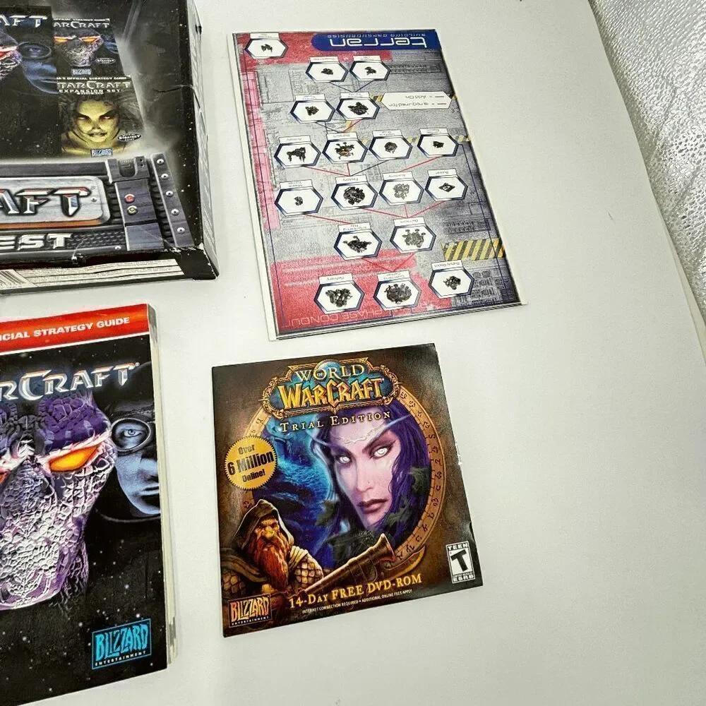 StarCraft Battle Chest Big Box PC Game Expansion Pack 1999 No Games Some Inserts